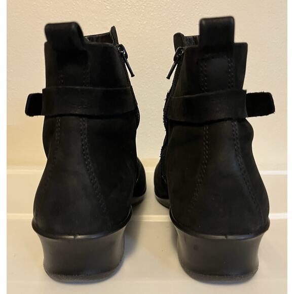 Ecco Women's Felicia Black Suede Wedge Ankle Boots EU 40/US 9-9.5 Side Zip - Picture 3 of 12